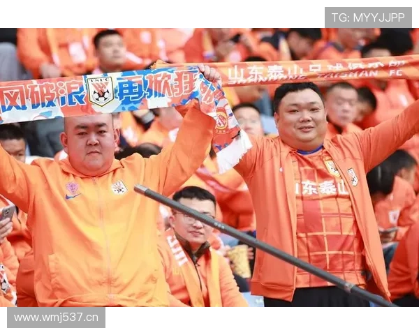 山东泰山中场失控,节奏紊乱致问题集中暴露 山东泰山中场失控,节奏紊乱致问题集中暴露