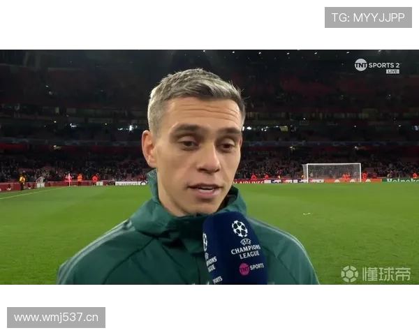 特罗萨德在俱乐部的角色演变:从主力到战术拼图 特罗萨德在俱乐部的角色演变:从主力到战术拼图